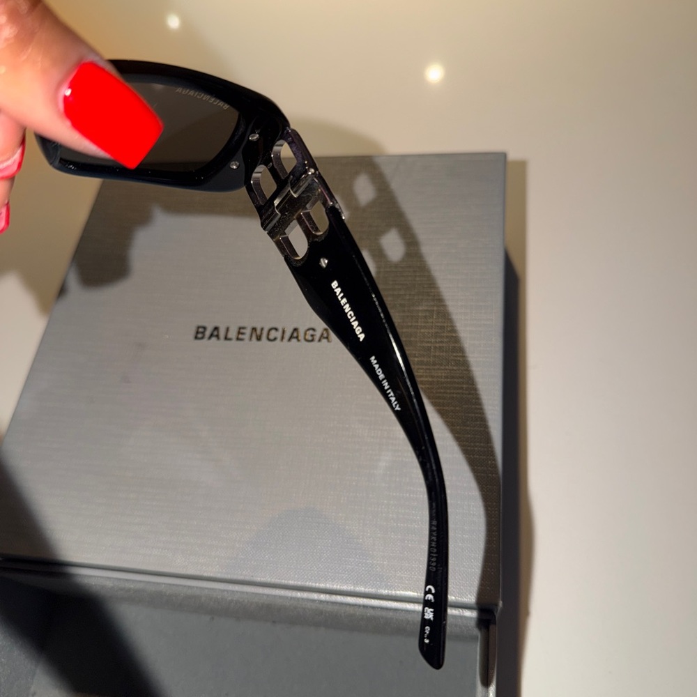 Balaneciaga Black Dynasty crystal Sunglasses - Picture 7 of 9